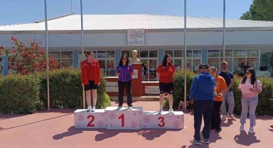 Teniste Afyonkarahisarlı sporculardan büyük başarı