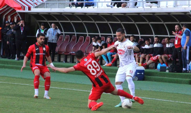 TFF 2. Lig: Karaman FK: 0 - GMG Kastamonuspor: 3