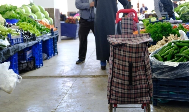 Ticaret satış hacmi yıllık yüzde 11,3 arttı