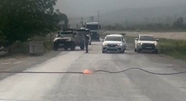 Tokat'ta elektrik kablosu patladı, yol trafiğe kapatıldı