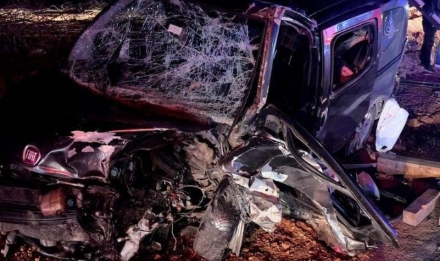 Tokat'ta iki otomobil kafa kafaya çarpıştı: 1 ölü, 5 yaralı