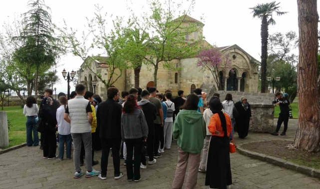 Trabzon'daki Ayasofya Camii'ne yoğun ilgi