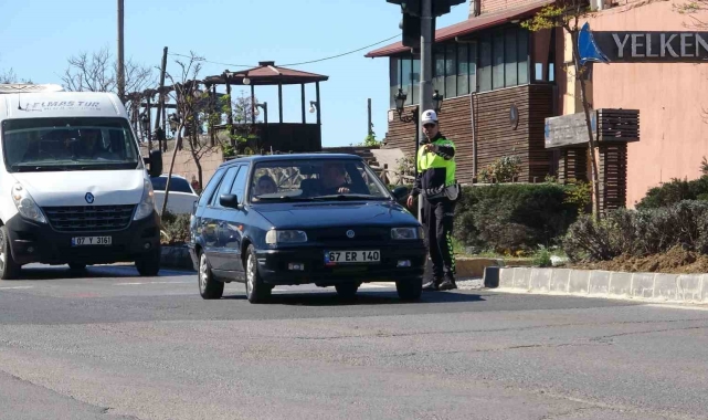Trafik ekiplerinden bayram öncesi dronlu denetim
