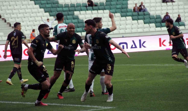 Trendyol 1. Lig: Giresunspor: 2 - Sakaryaspor: 3 - Spor - Sinop Flaş Haber