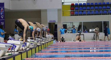 TSSF Paletli Yüzme Kulüplerarası Büyükler Türkiye Şampiyonası'nda 3 Türkiye rekoru