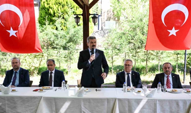 Uşak protokolü bayramlaşma töreninde buluştu