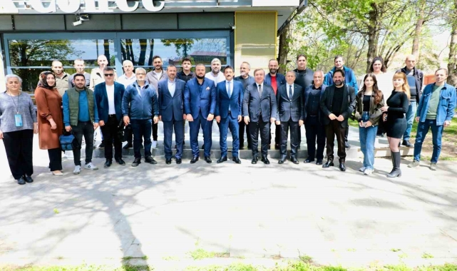Vali Aydoğdu gazetecilerle bir araya geldi