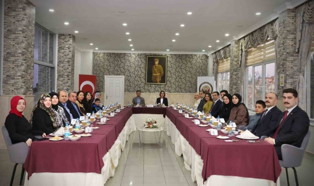 Vali Aygöl, kaymakamlar ile değerlendirmede bulundu