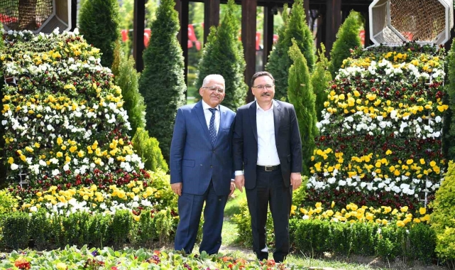 Vali Çiçek'ten Başkan Büyükkılıç'a 'hayırlı olsun' ziyareti