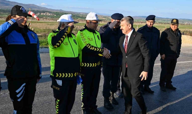 Vali Ergün, bayram arifesinde trafik denetimine katıldı