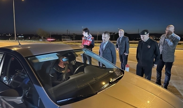 Vali İlhami Aktaş, trafik denetimlerine katıldı