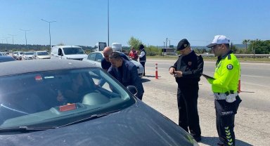 Vali İlhami Aktaş, trafik denetimlerine katıldı