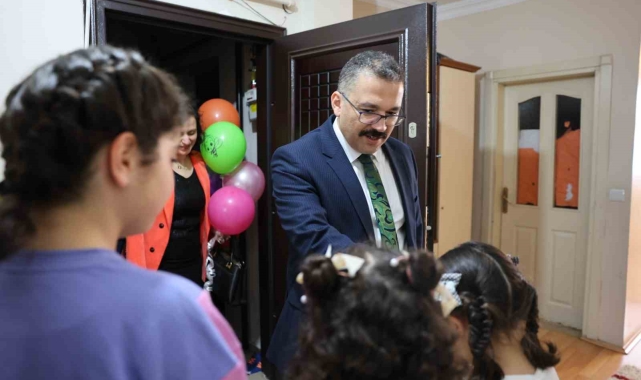 Vali Turan'dan koruma altındaki çocuklara ziyaret