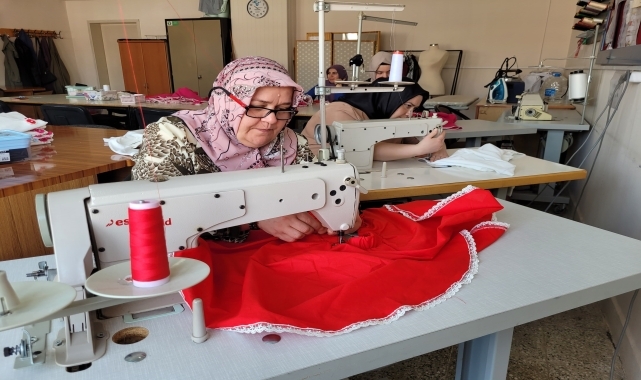 Van'daki çocukların 23 Nisan kıyafeti Samsun'dan