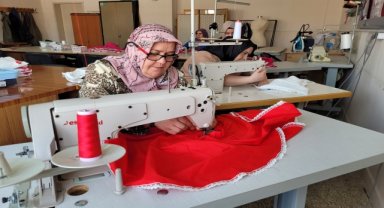 Van'daki çocukların 23 Nisan kıyafeti Samsun'dan