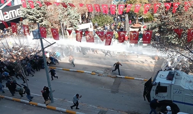 Van'da izinsiz gösteriler devam ediyor