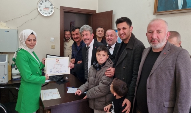 Yığılca'da AK Parti İl Genel Meclisi üyeleri mazbatalarını aldı