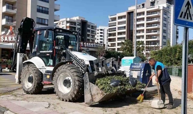 Yunusemre'de temizlik çalışmaları artarak devam ediyor