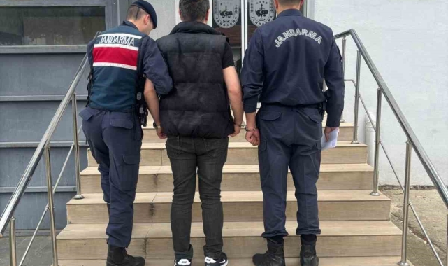 11 yıl hapis cezası ile aranan şahıs jandarma tarafından yakalandı