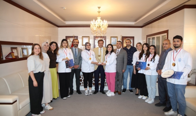 12 ülkeden öğrenciler Gastro Bodrum'da yarıştı