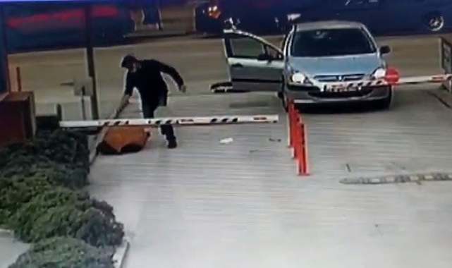 2 kez müebbet alan polis memuruna 5 yıl daha ceza