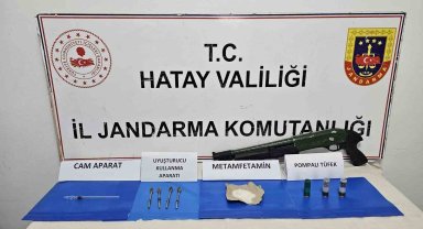 23 şahsın ev ve üst aramasında; çok sayıda silah ele geçirildi