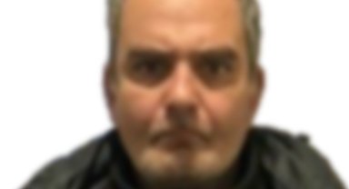 27 yıl önce nişanlısını, 16 yıl önce uykudaki annesini 18 bıçak darbesiyle öldüren katil yakalandı