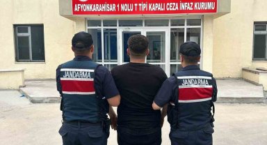 3 yıl 4 ay hapis cezası ile aranan şahsı jandarma yakaladı