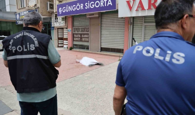 5.kattan düşen yaşlı adam hayatını kaybetti