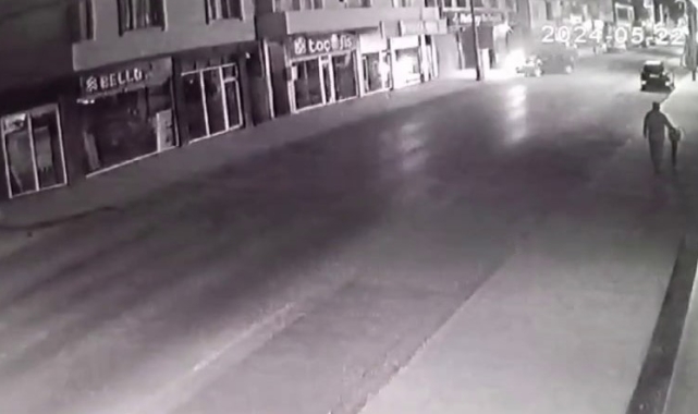 6 kişinin yaralandığı kaza anı kamerada