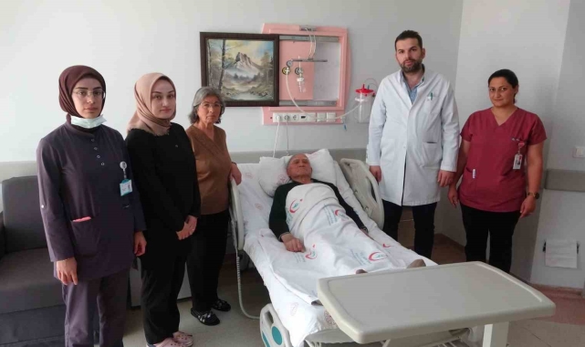 94 yaşında kanseri yenerek taburcu oldu