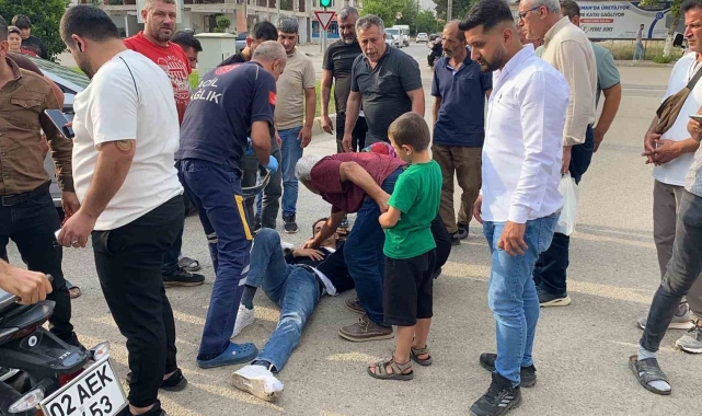 Adıyaman'da minibüs ile motosiklet çarpıştı: 1 yaralı