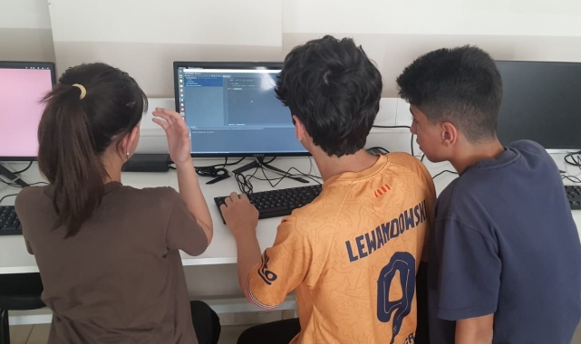 Adıyaman'da Python yazılım yarışması düzenlendi
