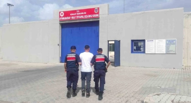 Afyonkarahisar'da kaçak şahıs yakalandı