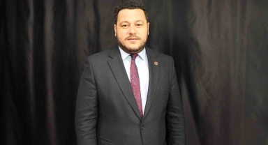 AK Parti ve CHP İl Başkanlarına Bolu Belediyesi 'izmarit atma' cezası kesti