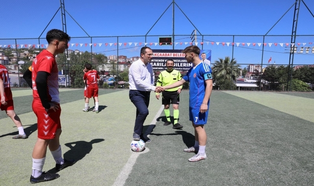 Akçaabat'ta liseler arası futbol turnuvası başladı