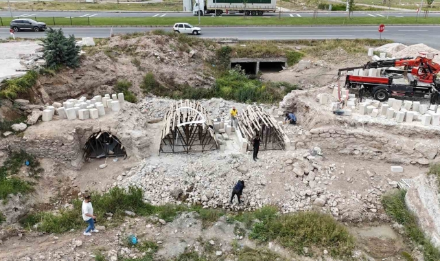 Aksaray'daki tarihi Osmanlı köprüsü restore ediliyor