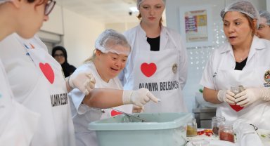 Alanya'da özel aşçılar mutfağa girdi