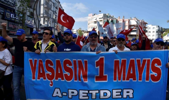 Aliağa'da 1 Mayıs coşkusu