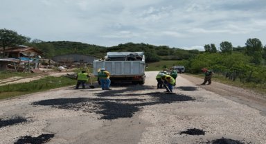Almus'ta grup yollarında çalışma yürütülüyor