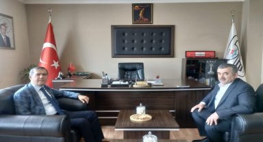 Amasya Emniyet Müdürü Kurt'tan Hamamözü Belediye Başkanı Demir'e ziyaret