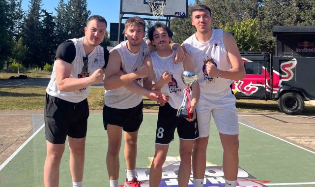 Anadolu Üniversitesi Basketbol Takımı, İzmir yolcusu