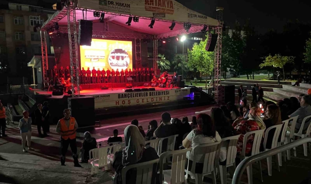 Antakya Medeniyetler Korosu'nun anlamlı konseri büyük beğeni topladı