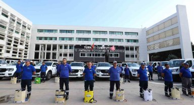 Antalya Büyükşehir Belediyesi'nden vektörle mücadele ordusu