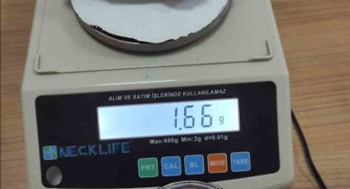 Aranan şahıs motosikletli polislerden kaçamadı