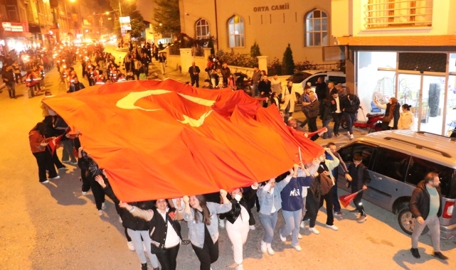 Atatürk ve silah arkadaşlarının Havza'ya gelişinin 105. yıl dönümü fener alayıyla kutlandı