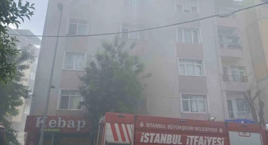 Avcılar'da korkutan baca yangını
