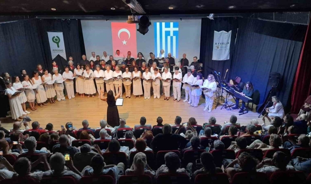 Aynı denizin şarkılarını seslendirdiler