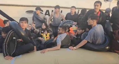 Ayvacık açıklarında 7'si çocuk, 41 kaçak göçmen yakalandı