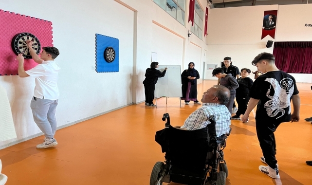Bafra'da Engelliler Dart Yarışması sona erdi